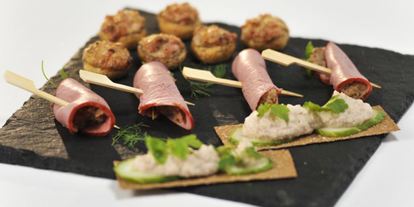 Шаг 2: фаршированных шампиньонов