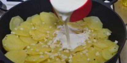 Шаг 4: грибов тушеных в сливках