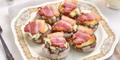 Шаг 7: грибов, запеченных с голубым сыром и беконом