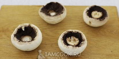 Шаг 3: шампиньонов фаршированных мясом