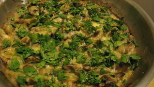 Рецепт Шампиньонов запеченных под сметанно-сырным соусом