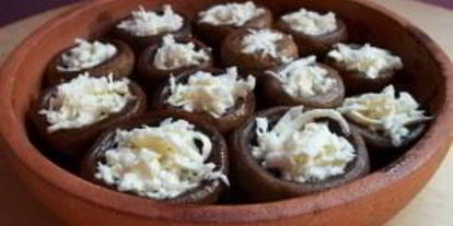 Шаг 2: шампиньонов, запеченных с сыром в духовке