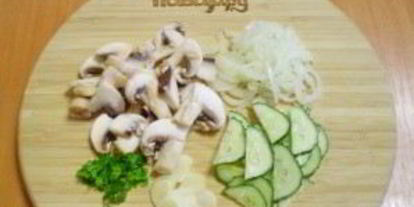 Шаг 1: сыроедческих шампиньонов