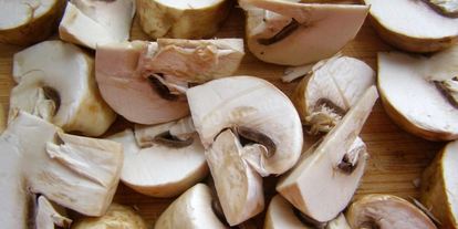 Шаг 5: тушеных грибов в мультиварке