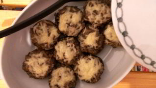 Рецепт Запеченных шампиньонов, фаршированных курицей и луком