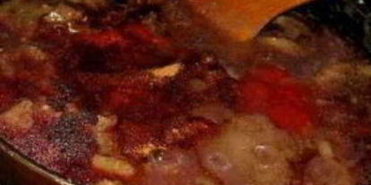 Шаг 7: гуляша из баранины с подливкой