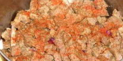 Шаг 2: гуляша из говядины со сметаной