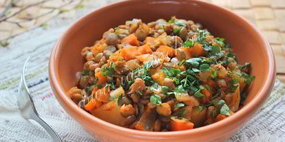 Шаг 7: гуляша из картофеля и чечевицы