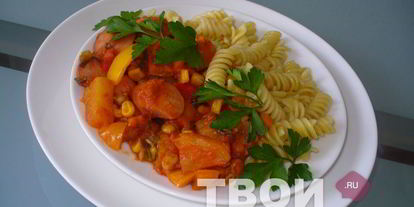 Шаг 4: гуляша из сосисок