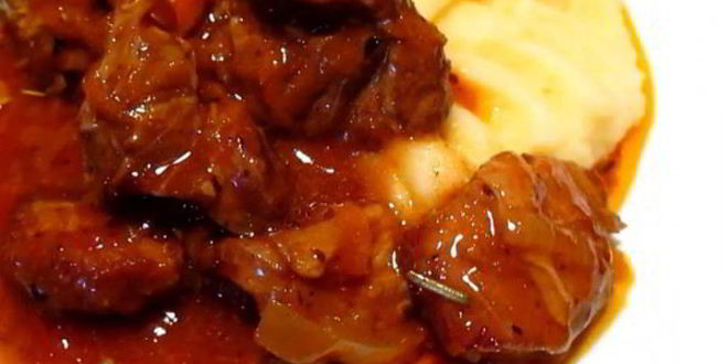 Рецепт гуляша из свинины с подливкой