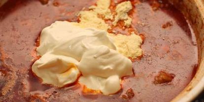 Шаг 5: гуляша из свинины с помидорами