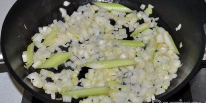 Шаг 4: гуляша из свинины с вином