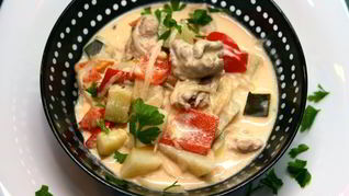 Рецепт Гуляша в сметанном соусе