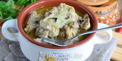 Шаг 9: куриного гуляша с грибами в соусе