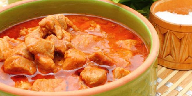 Рецепт мясного гуляша из свинины
