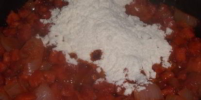 Шаг 3: супа-гуляша с шеей индейки