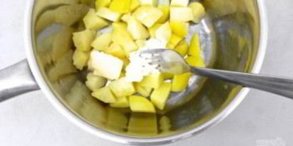 Шаг 1: картофельного пюре с креветками