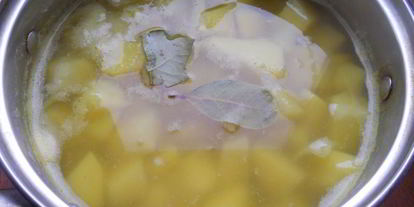 Шаг 2: картофельного пюре с луком и куркумой