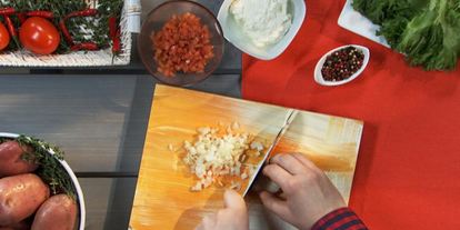 Шаг 2: картофельного пюре со сладким перцем и помидорами