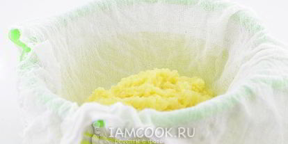 Шаг 3: клецек картофельных с мясом