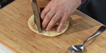 Шаг 5: фитнеса-фалафеля с питой и овощами