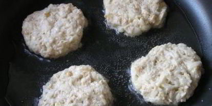 Шаг 5: котлет из картофеля и овсянки с базиликом