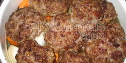 Шаг 9: котлет, тушеных с овощами