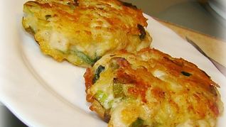 Рецепт Куриных котлет рубленных с сыром и майонезом Нежность