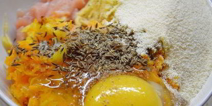 Шаг 1: куриных котлет с овощами