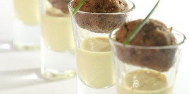 Рецепт Куриных котлет с соусом из бальзамического уксуса и тимьяном