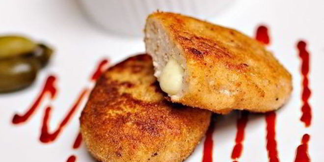 Рецепт куриных котлет с сыром