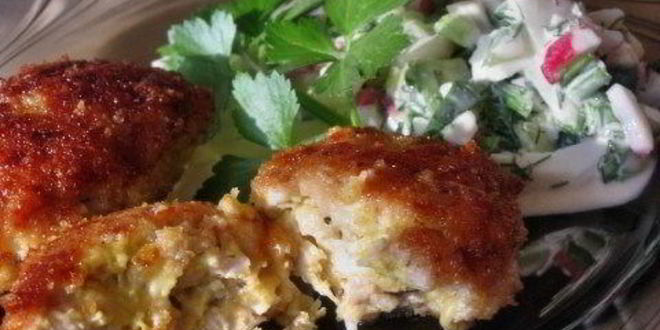 Рецепт рубленых куриных котлет с сыром