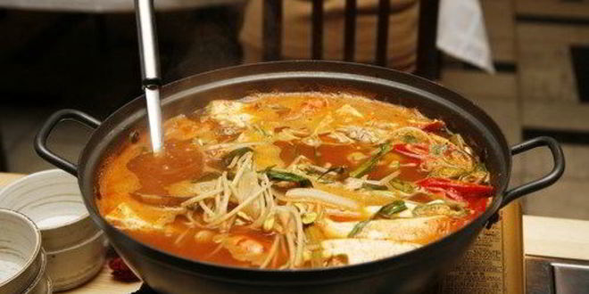 Рецепт куриной лапши по-итальянски с томатами и шпинатом