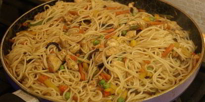 Шаг 6: лапши с овощами и курицей по-китайсков