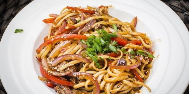 Рецепт лапши удон с говядиной и овощами