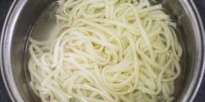 Шаг 1: лапши удон с говядиной и овощами