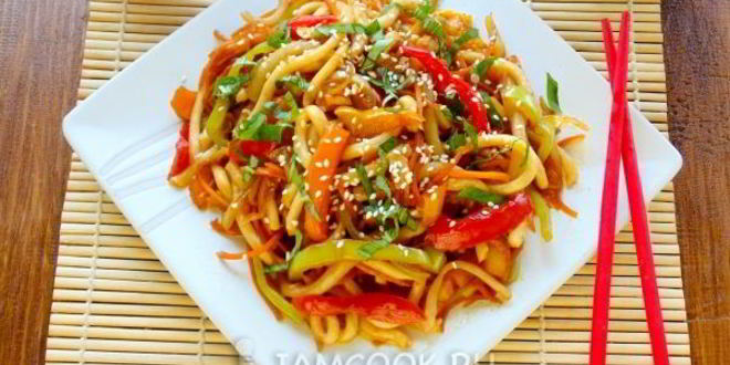 Рецепт лапши удон с кальмаром и овощами