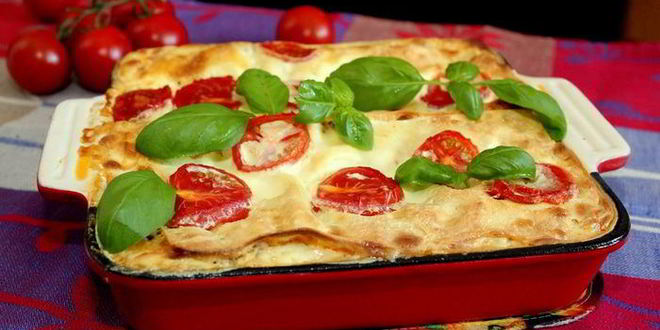 Рецепт лазаний с мясным соусом и томатами