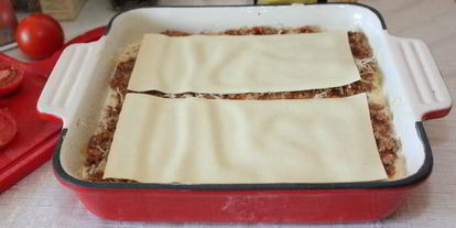 Шаг 8: лазаний с мясным соусом и томатами