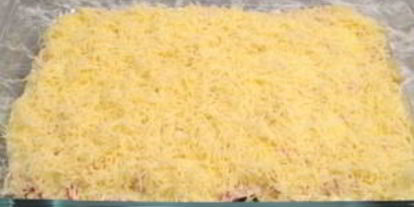 Шаг 15: лазаний с помидорами, сыром и ветчиной