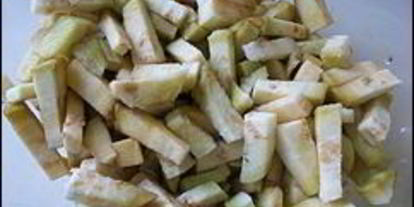 Шаг 1: макарон с курицей и баклажанами