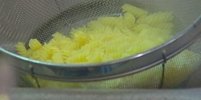 Шаг 6: макарон со спаржей