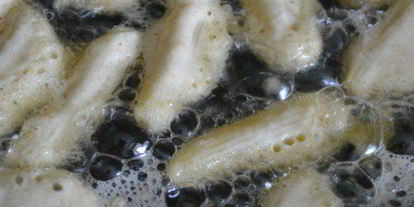 Шаг 3: макарон в пивном кляре