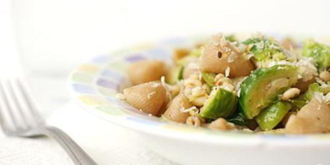 Рецепт пасты с брюссельской капустой и кедровыми орешками