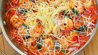 Рецепт Пасты с креветками в томатном соусе