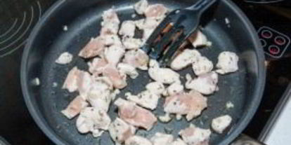 Шаг 3: пасты с курицей в сливочном соусе