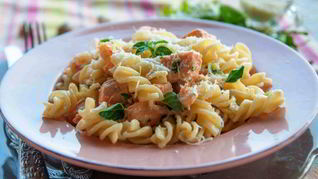 Рецепт Пасты с лососем в сливочном соусе