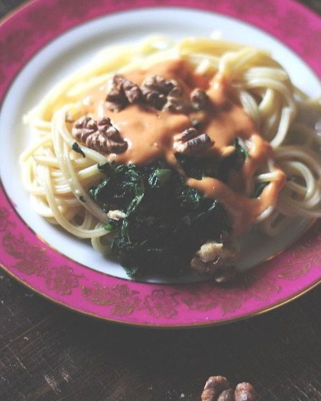 Рецепт пасты со шпинатом и соусом из фасоли