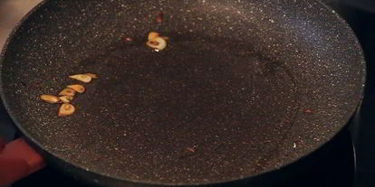 Шаг 3: спагетти под соусом болоньезе