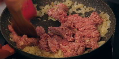 Шаг 5: спагетти под соусом болоньезе